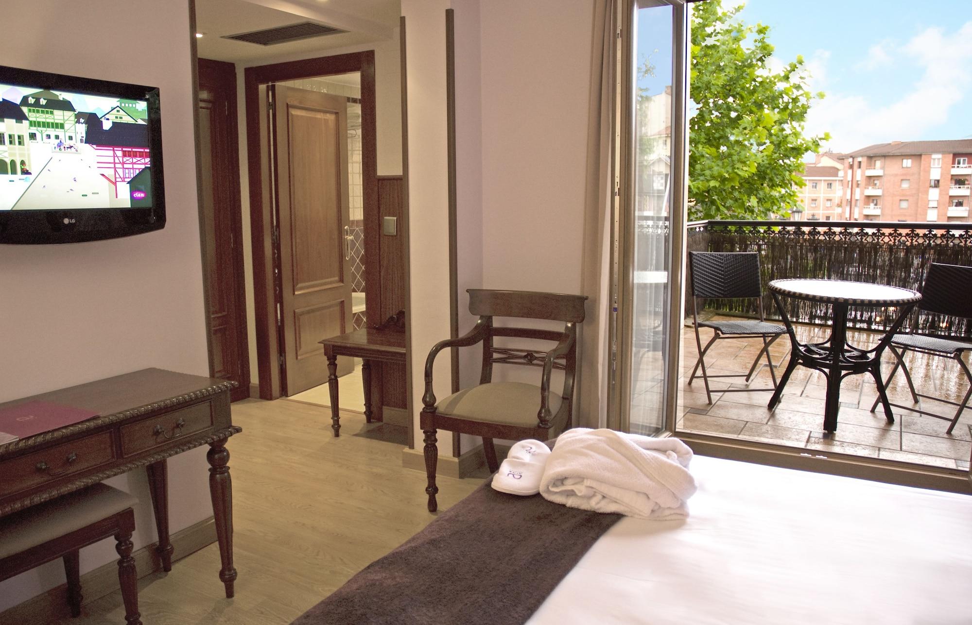 Ayre Hotel Alfonso II Oviedo Ruang foto