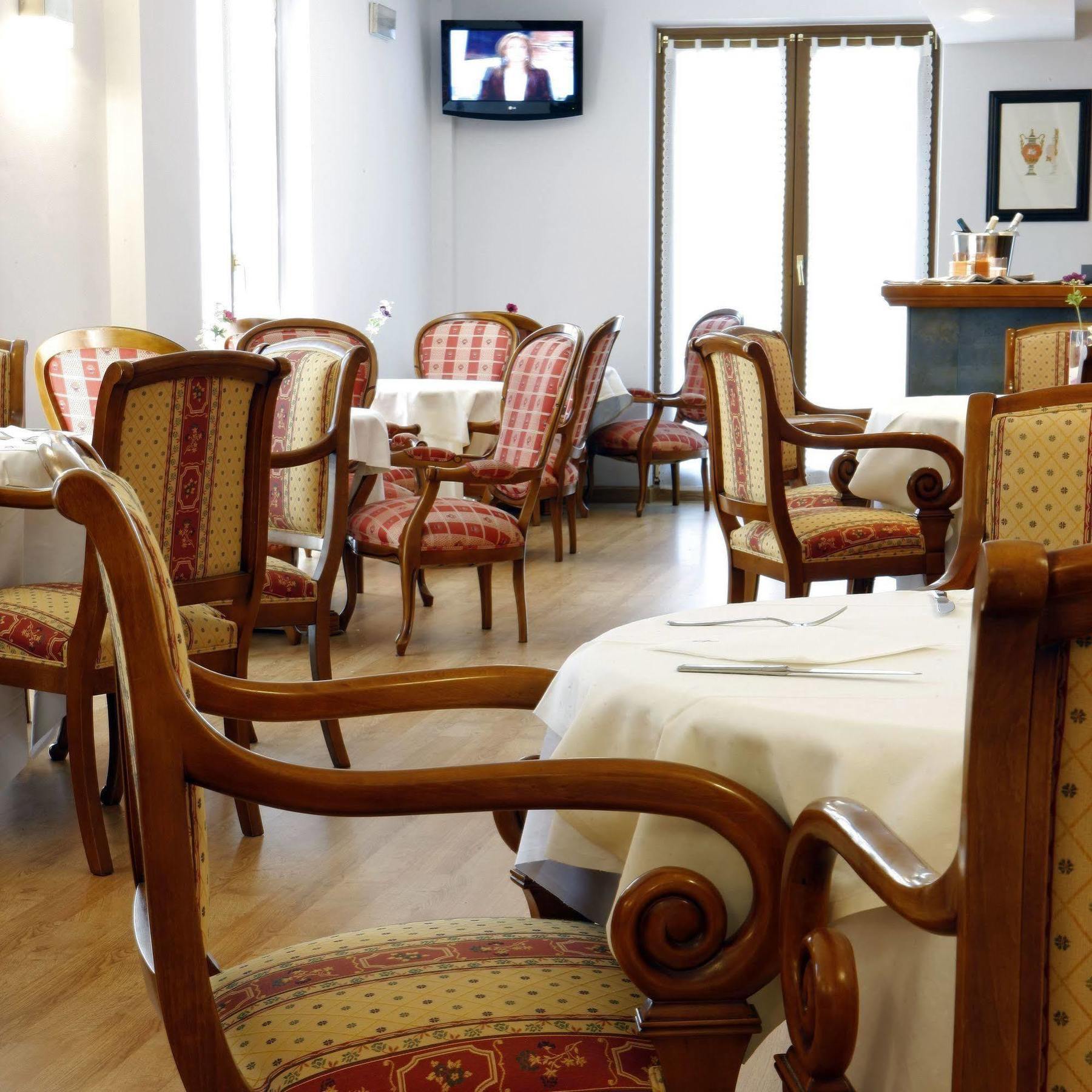 Ayre Hotel Alfonso II Oviedo Restoran foto